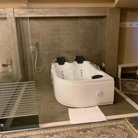 Albanopolis 酒店 地拉那