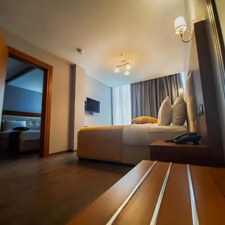 Albanopolis Hotel 4*