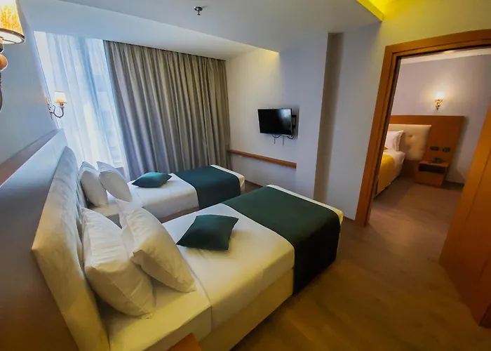 Albanopolis 호텔 4*